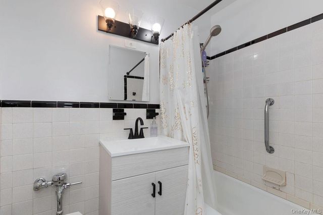 5 Sadore Lane 3R, Yonkers, NY 10710