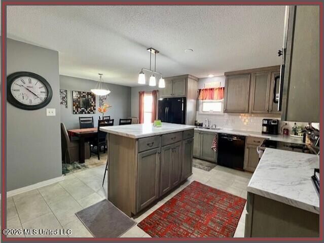 307 Hickory Lane, Batesville, MS 38606