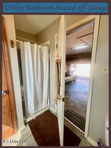 307 Hickory Lane, Batesville, MS 38606