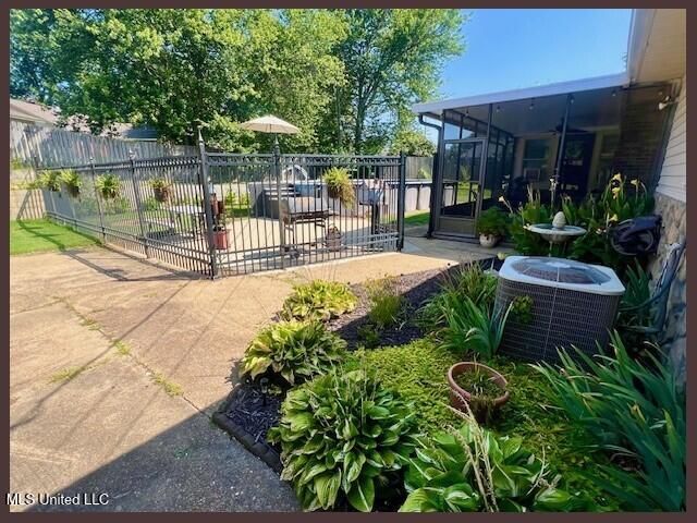307 Hickory Lane, Batesville, MS 38606