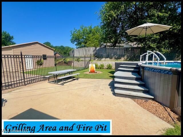 307 Hickory Lane, Batesville, MS 38606