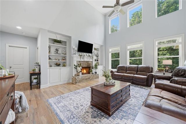 4065 Williams Point Drive, Cumming, GA 30028