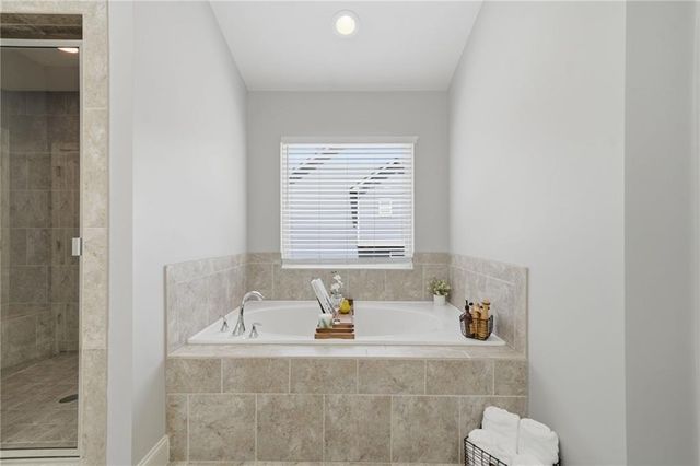 4065 Williams Point Drive, Cumming, GA 30028