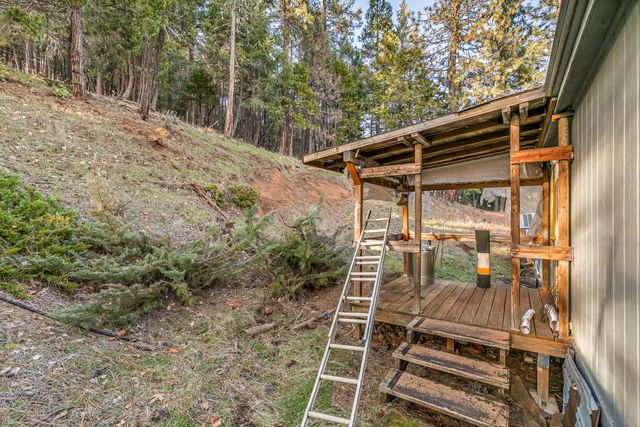 1140 Crowfoot Road, Eagle Point, OR 97524