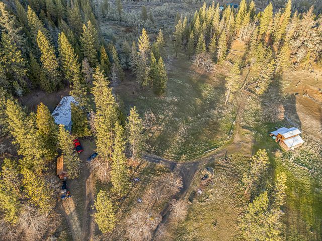 1140 Crowfoot Road, Eagle Point, OR 97524