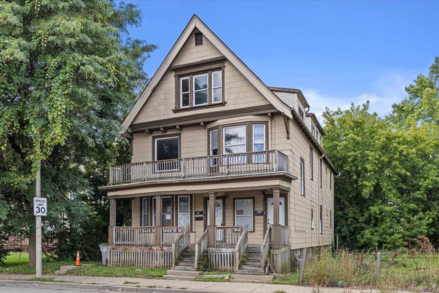 2213 N Holton STREET #2215, Milwaukee, WI 53212