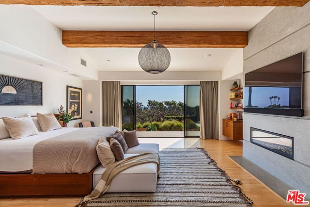 6419 Merritt Drive, Malibu, CA 90265