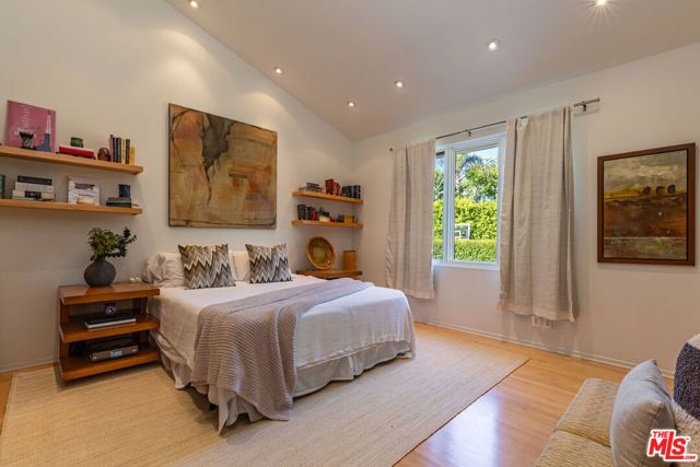 6419 Merritt Drive, Malibu, CA 90265