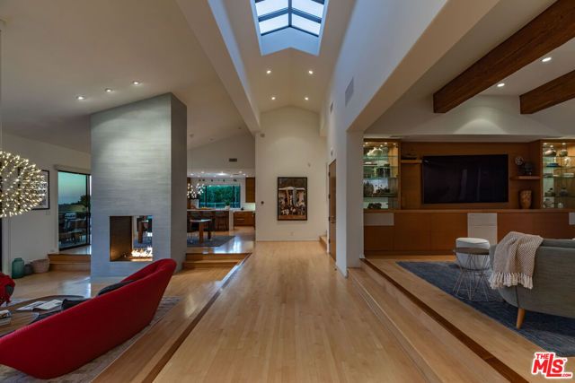 6419 Merritt Drive, Malibu, CA 90265