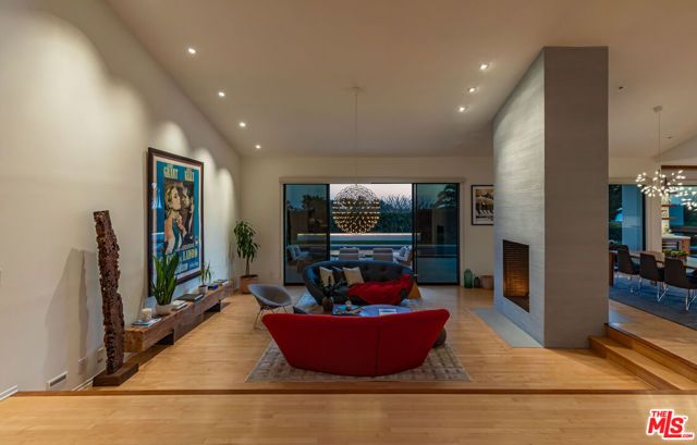 6419 Merritt Drive, Malibu, CA 90265