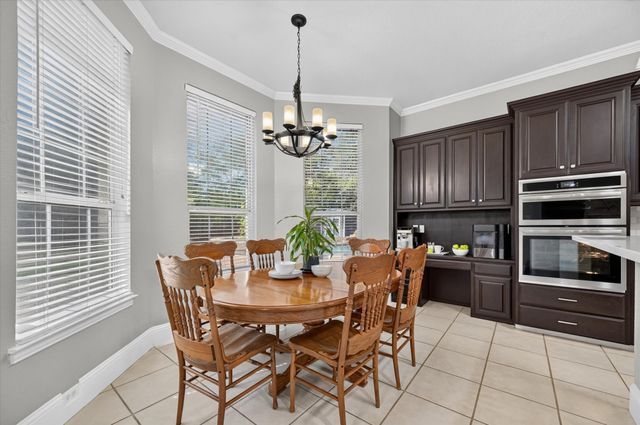 106 Mustang Trail, Shady Shores, TX 76208