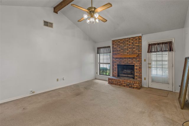 3135 Le Oaks Drive, Bossier City, LA 71111