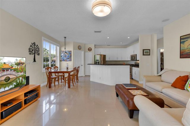 4441 Stone Ridge Way, Weston, FL 33331