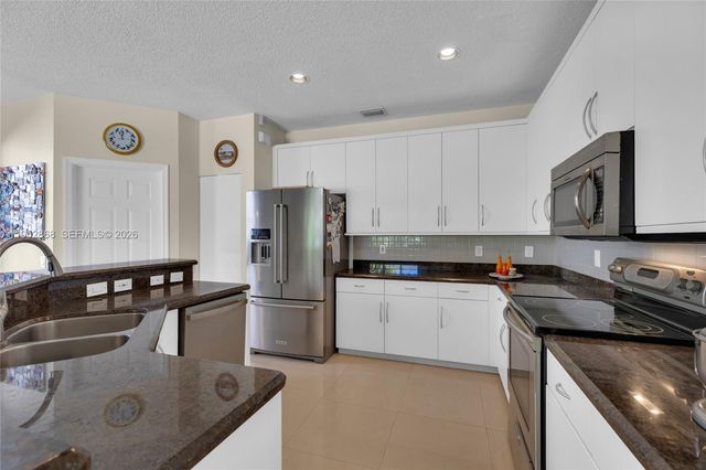 4441 Stone Ridge Way, Weston, FL 33331