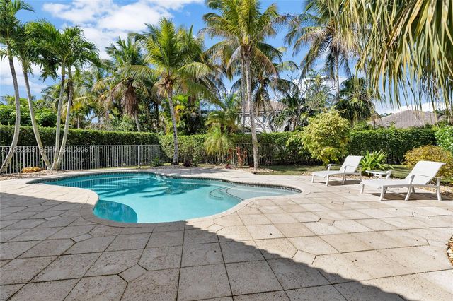 4441 Stone Ridge Way, Weston, FL 33331