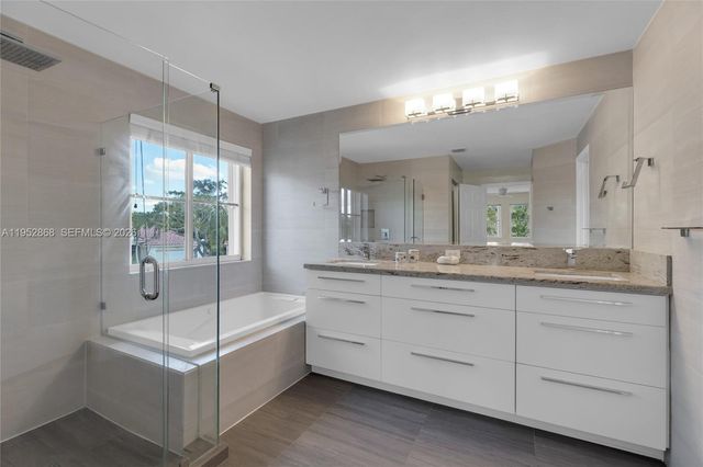 4441 Stone Ridge Way, Weston, FL 33331