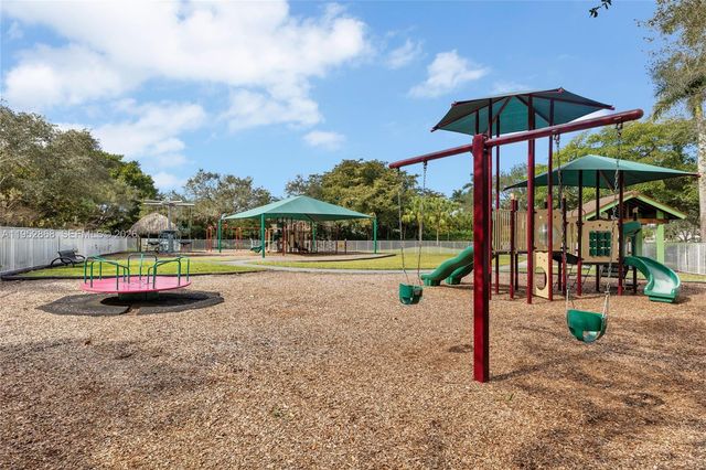 4441 Stone Ridge Way, Weston, FL 33331