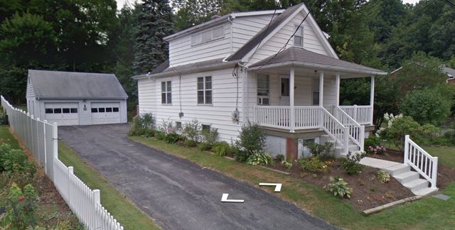 830 Gilly Avenue, Salisbury Twp, PA 18015