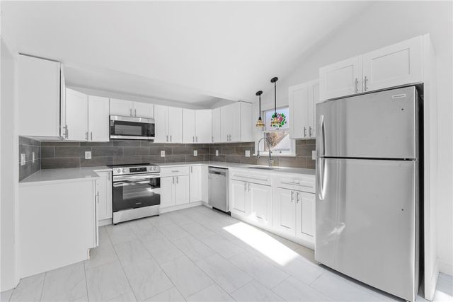 830 Gilly Avenue, Salisbury Twp, PA 18015