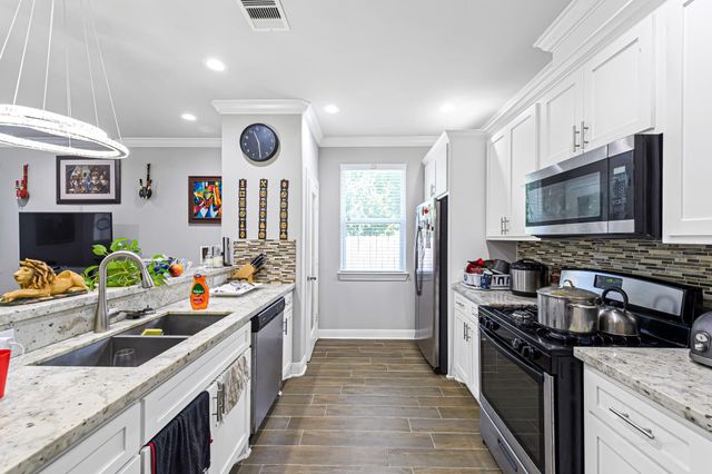 4617 White Rock Street, Houston, TX 77051