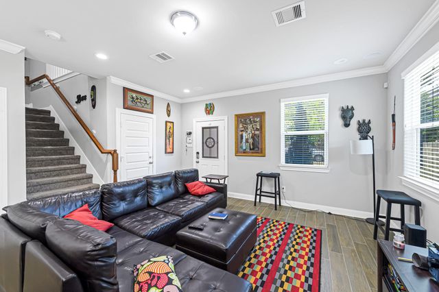 4617 White Rock Street, Houston, TX 77051