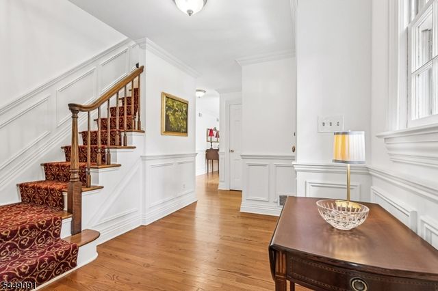 15 Byron Rd, North Caldwell Boro, NJ 07006