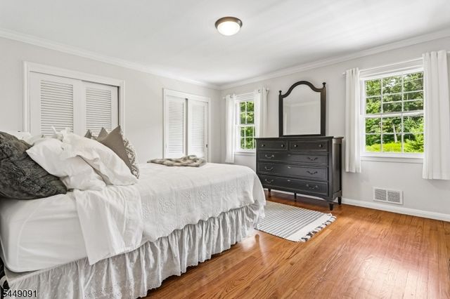 15 Byron Rd, North Caldwell Boro, NJ 07006