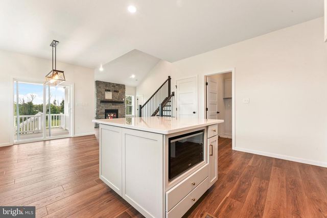 1844 ENCLAVE DR, Quakertown, PA 18951