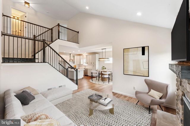 1844 ENCLAVE DR, Quakertown, PA 18951