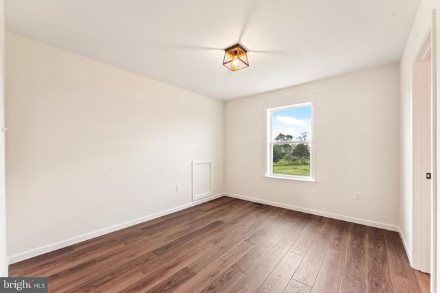 1844 ENCLAVE DR, Quakertown, PA 18951