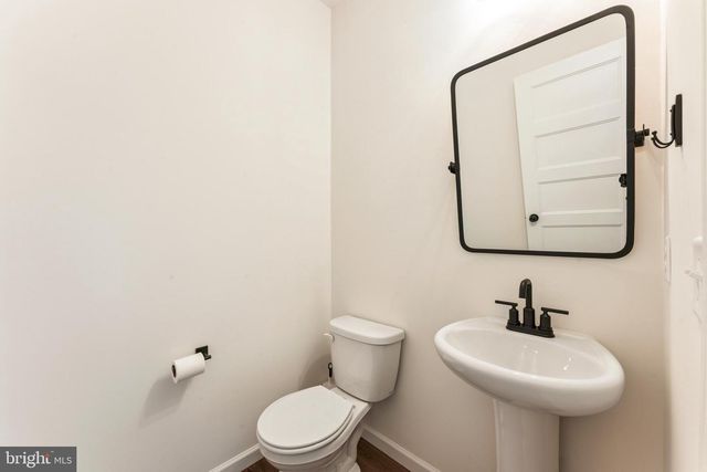 1844 ENCLAVE DR, Quakertown, PA 18951