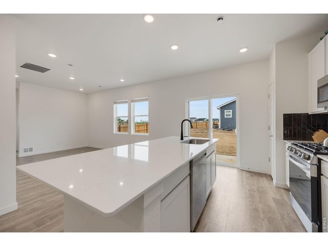 740 Ayrshire Rd, Johnstown, CO 80534