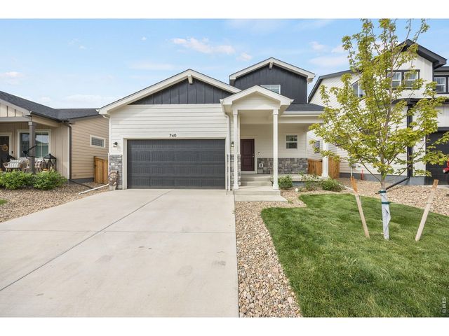 740 Ayrshire Rd, Johnstown, CO 80534