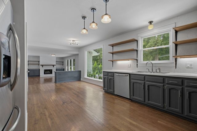 1303 General McArthur Dr, Brentwood, TN 37027