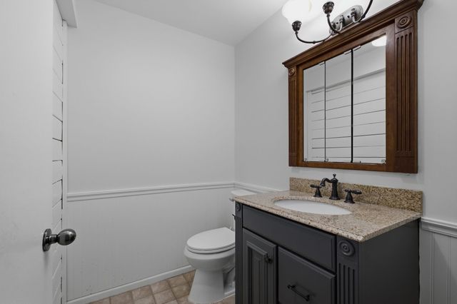1303 General McArthur Dr, Brentwood, TN 37027