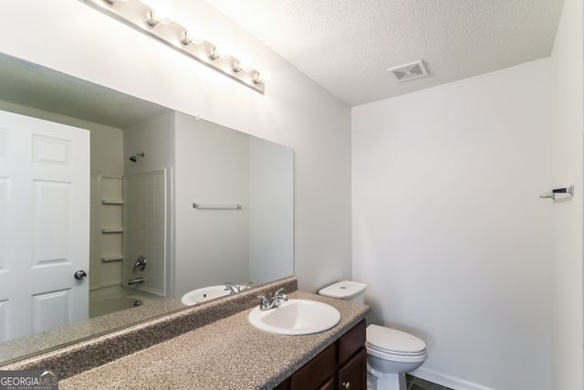 6090 Oak Bend Court, Riverdale, GA 30296