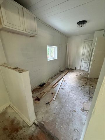 4423 Mission Road, Kansas City, KS 66103