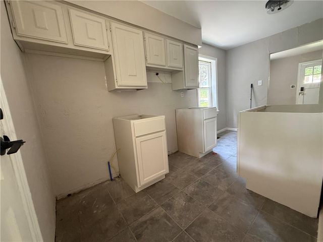 4423 Mission Road, Kansas City, KS 66103
