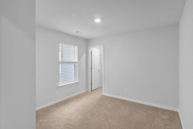 128 Sunray Lane, Summerville, SC 29486