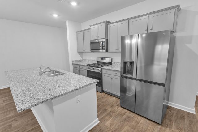 128 Sunray Lane, Summerville, SC 29486