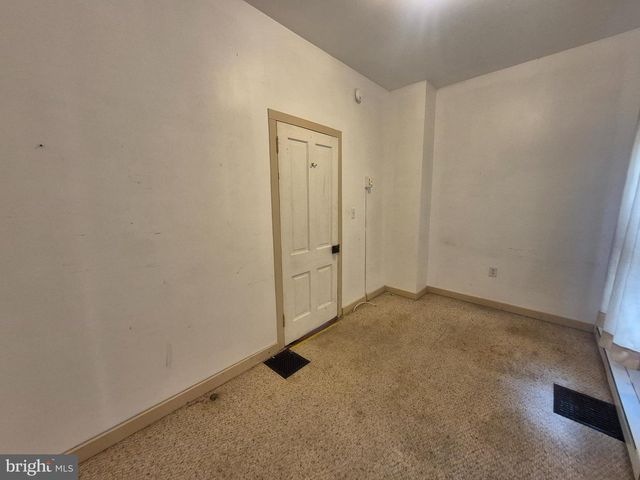 219 S SETON AVE, Emmitsburg, MD 21727