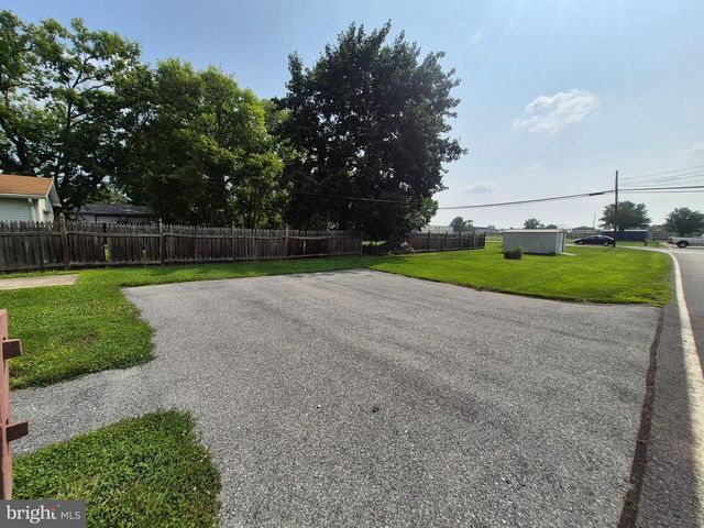 219 S SETON AVE, Emmitsburg, MD 21727