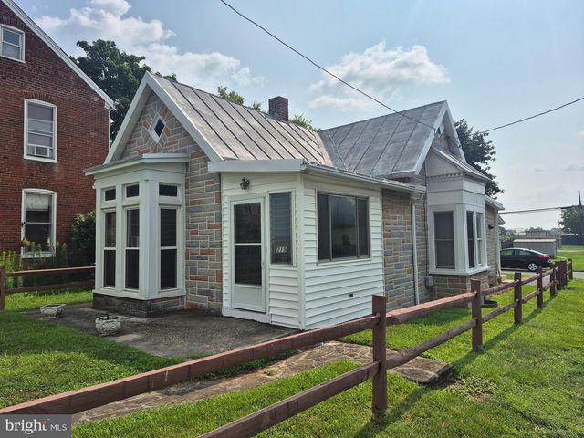 219 S SETON AVE, Emmitsburg, MD 21727