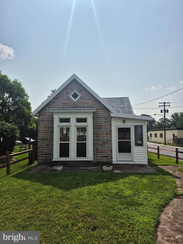 219 S SETON AVE, Emmitsburg, MD 21727