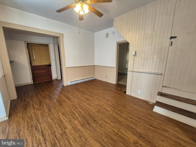 219 S SETON AVE, Emmitsburg, MD 21727