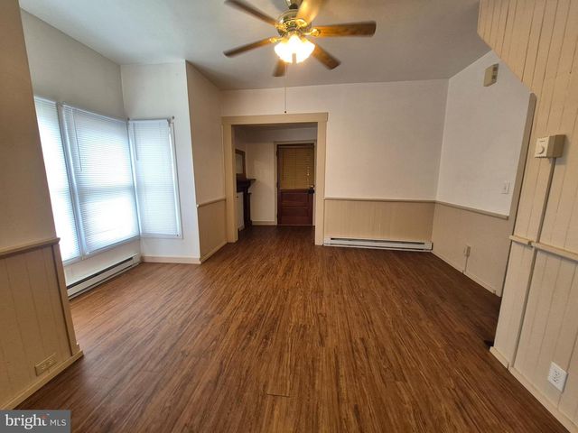219 S SETON AVE, Emmitsburg, MD 21727