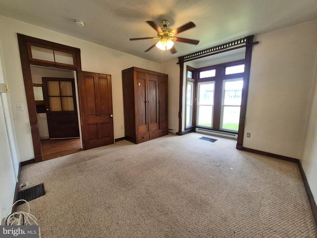 219 S SETON AVE, Emmitsburg, MD 21727
