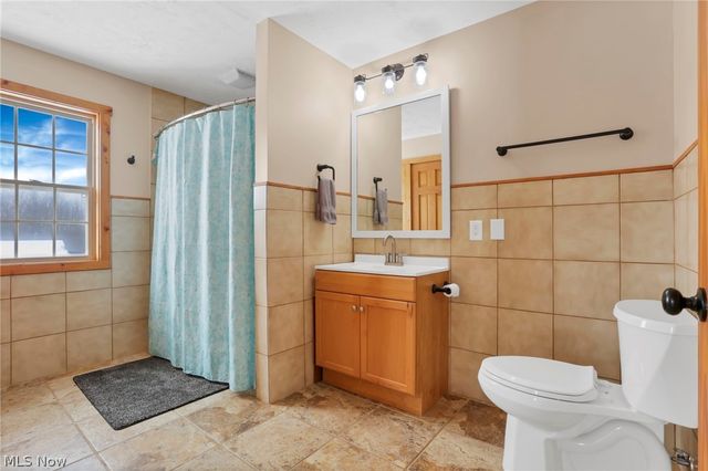 18010 Winterset Lane, Lore City, OH 43755