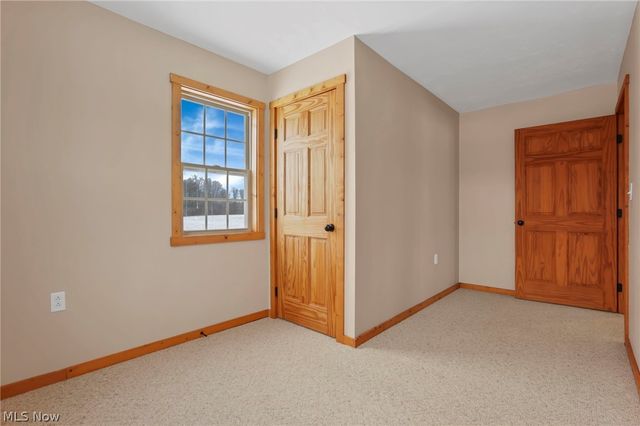 18010 Winterset Lane, Lore City, OH 43755