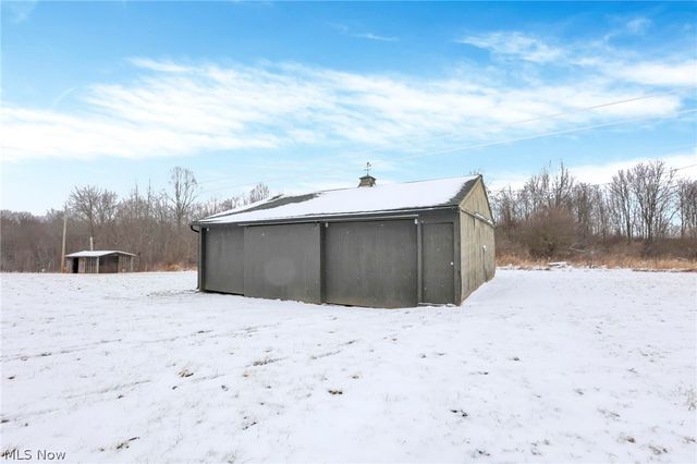 18010 Winterset Lane, Lore City, OH 43755